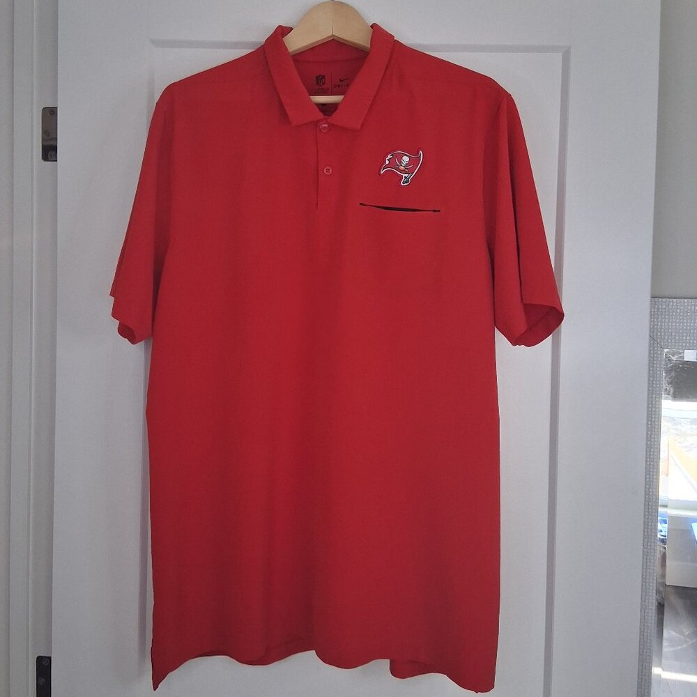 Nike Tampa Bay Buccaneers Polo Mens XL Red NFL On Field Dri-Fit Shirt